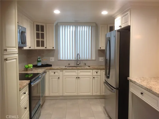 767 Calle Aragon B, Laguna Woods, California 92637