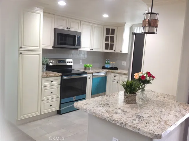 767 Calle Aragon B, Laguna Woods, California 92637