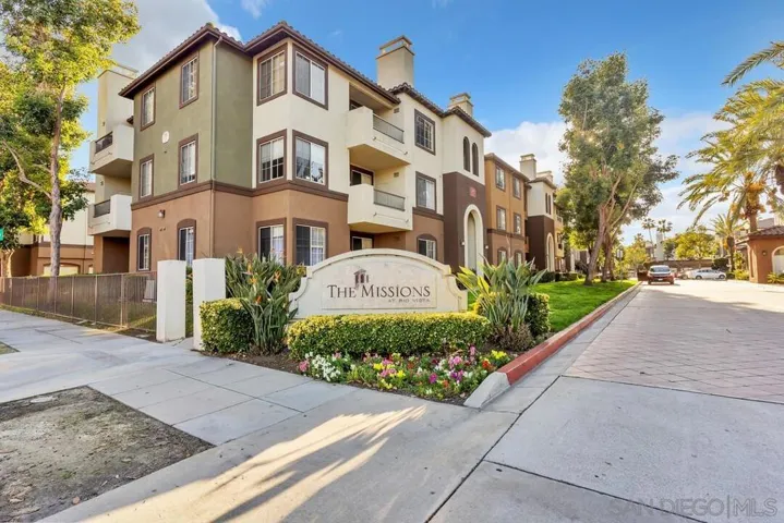 8228 Station Village Ln 1502, San Diego, California 92108