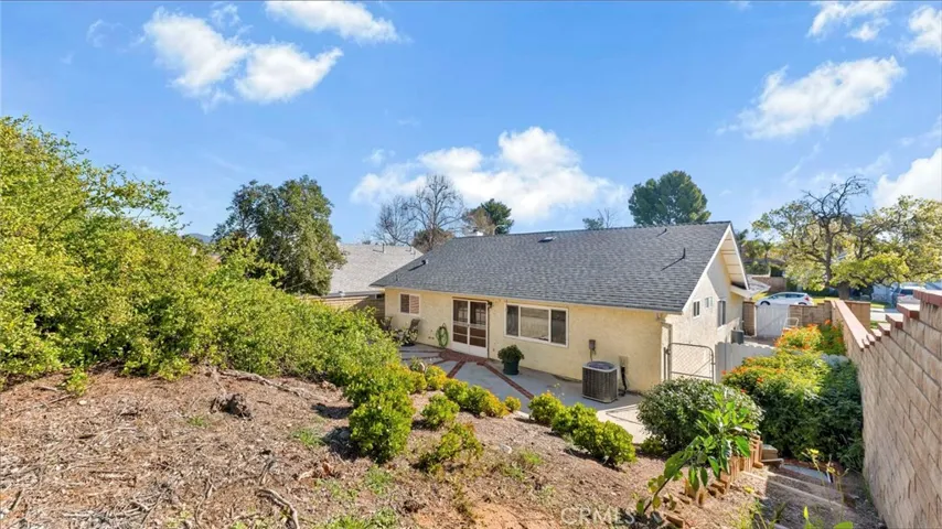 27525 Pamplico Drive, Valencia, California 91354
