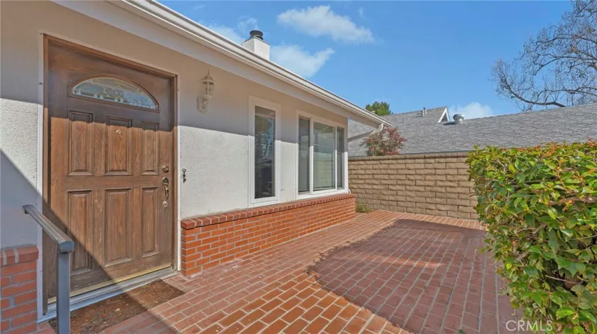 27525 Pamplico Drive, Valencia, California 91354