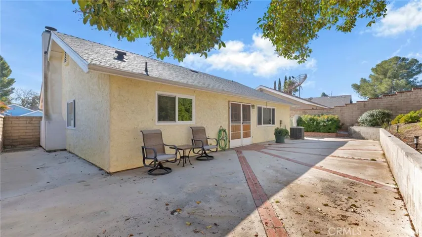 27525 Pamplico Drive, Valencia, California 91354