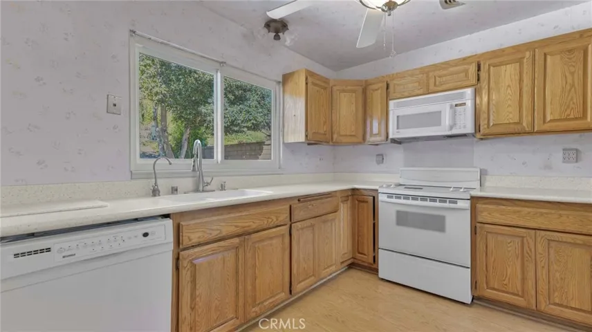 27525 Pamplico Drive, Valencia, California 91354