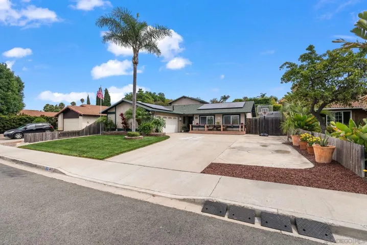 897 Granada Dr, Oceanside, California 92056