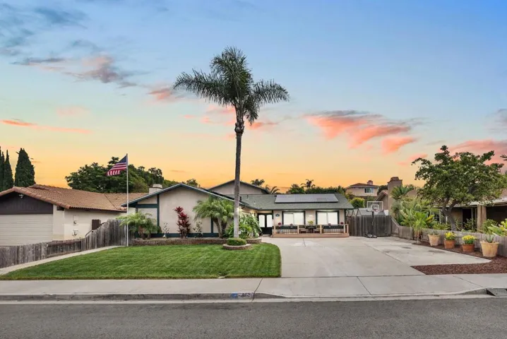 897 Granada Dr, Oceanside, California 92056