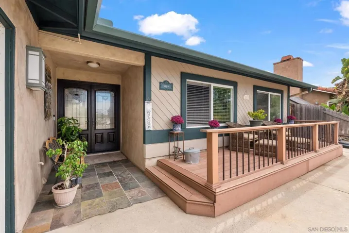897 Granada Dr, Oceanside, California 92056