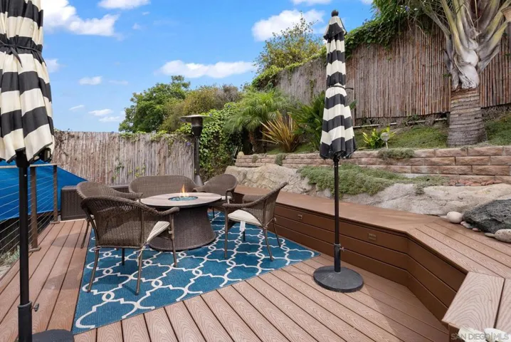 897 Granada Dr, Oceanside, California 92056