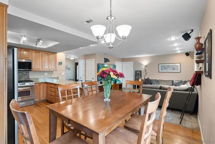 897 Granada Dr, Oceanside, California 92056