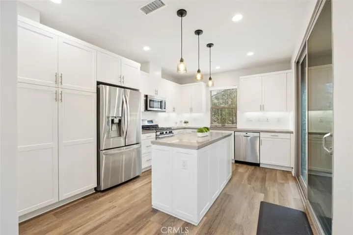 342 Floral View, Irvine, California 92618