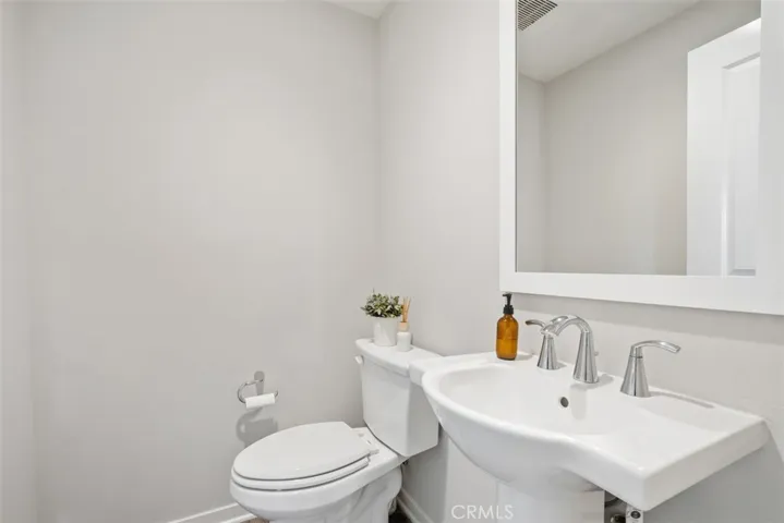 342 Floral View, Irvine, California 92618