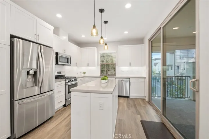 342 Floral View, Irvine, California 92618