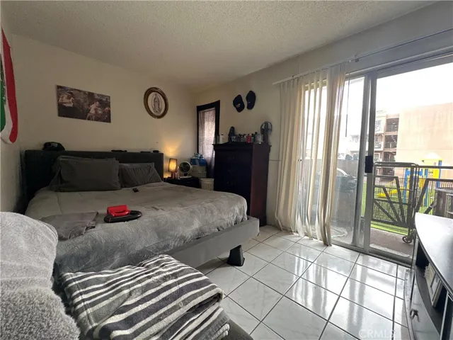 450 E 4th Street 251, Santa Ana, California 92701