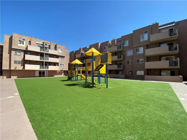 450 E 4th Street 251, Santa Ana, California 92701