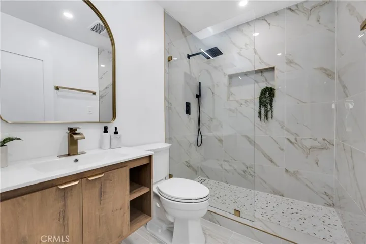 22901 Wyandotte Street, West Hills, California 91307