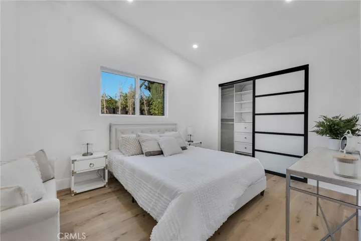 22901 Wyandotte Street, West Hills, California 91307