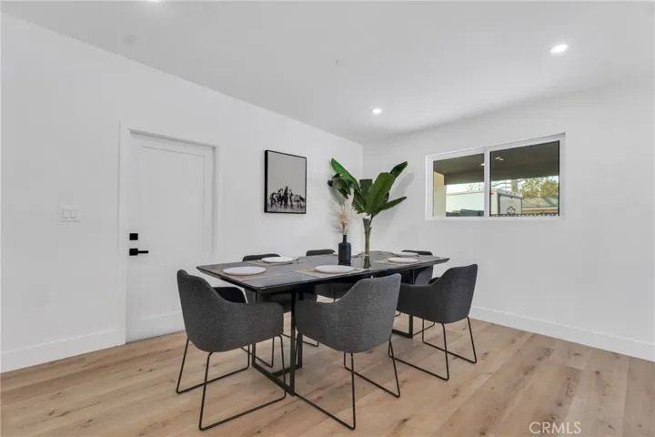 22901 Wyandotte Street, West Hills, California 91307