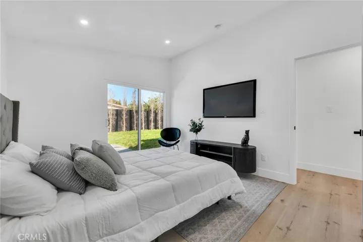 22901 Wyandotte Street, West Hills, California 91307