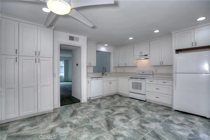 24585 Copper Cliff Court 14, Lake Forest, California 92630