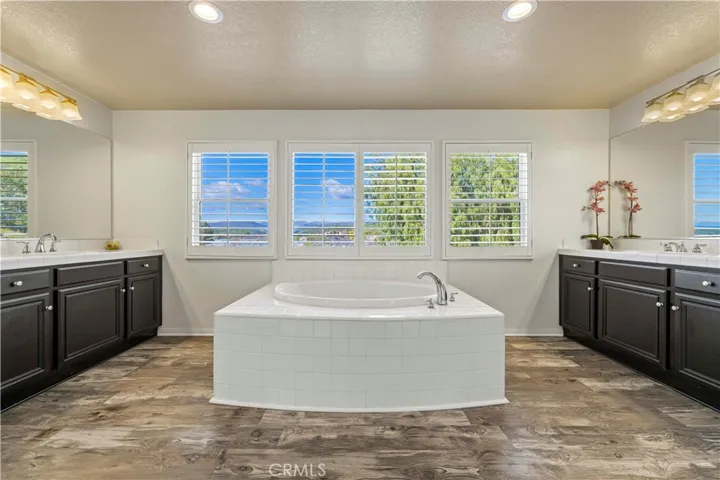 22141 Crestline Trail, Saugus, California 91390