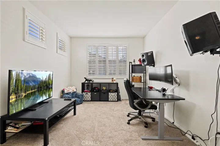 22141 Crestline Trail, Saugus, California 91390
