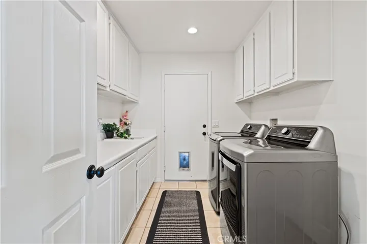 22141 Crestline Trail, Saugus, California 91390