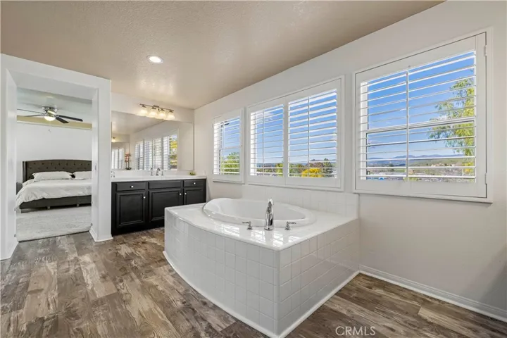 22141 Crestline Trail, Saugus, California 91390