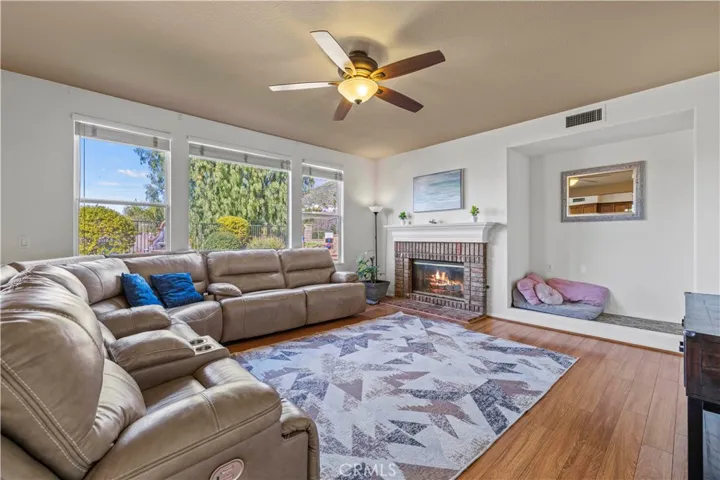 22141 Crestline Trail, Saugus, California 91390