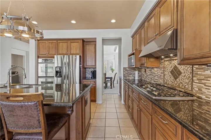 22141 Crestline Trail, Saugus, California 91390