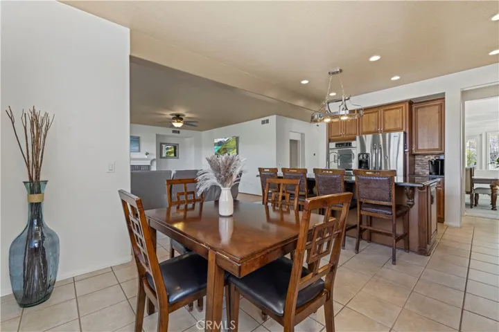 22141 Crestline Trail, Saugus, California 91390