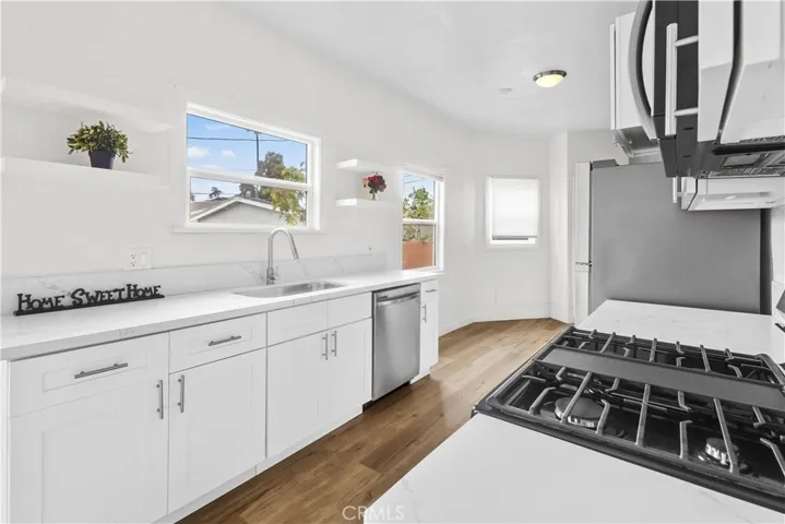 Refrigerator, Microwave, Dishwasher, Stove/Oven Stainless steel  appliances included