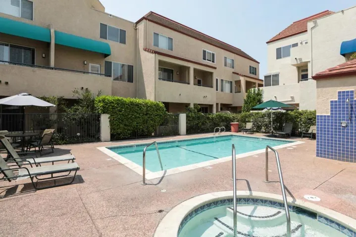 161 California Avenue K210, Palo Alto, California 94306