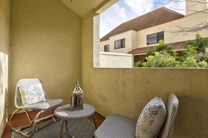 161 California Avenue K210, Palo Alto, California 94306