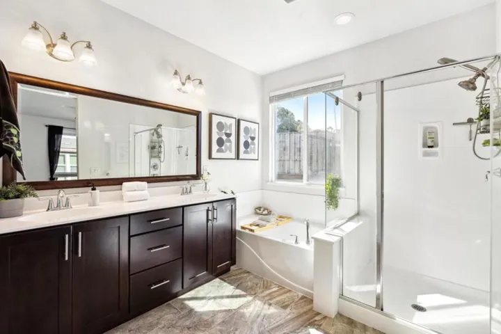 6 Turquoise Court, Petaluma, California 94952