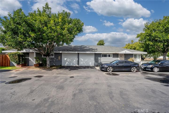 164 Walnut Street, Costa Mesa, California 92627