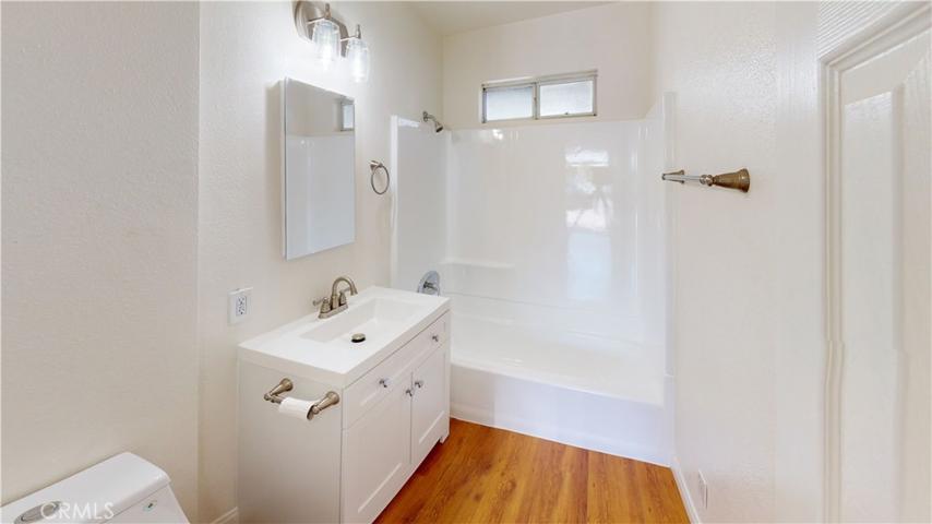 164 Walnut Street, Costa Mesa, California 92627