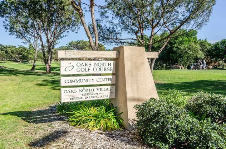 Entrance to Oaks North Community Center