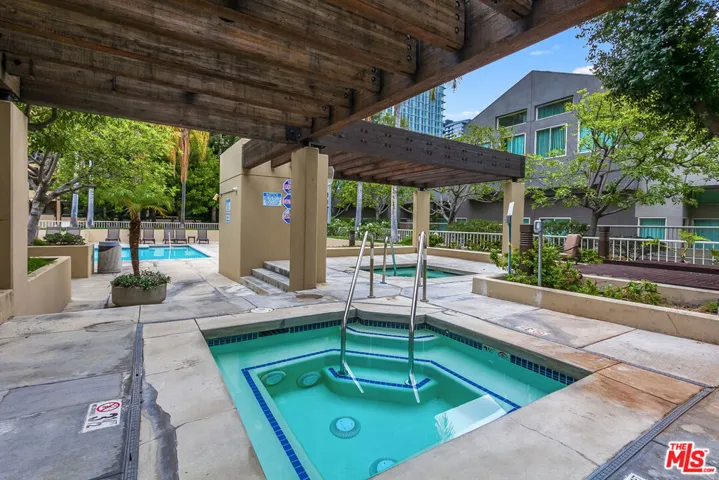 600 W 9th Street 702, Los Angeles, California 90015