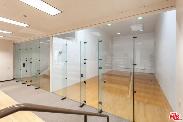 600 W 9th Street 702, Los Angeles, California 90015