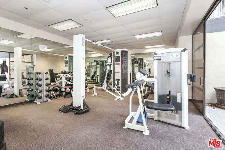 600 W 9th Street 702, Los Angeles, California 90015