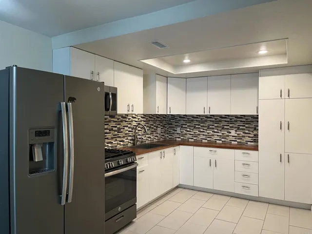 9845 Caspi Gardens Drive Unit 2, Santee, California 92071