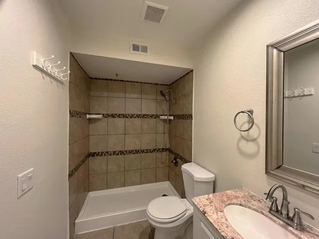 9845 Caspi Gardens Drive Unit 2, Santee, California 92071