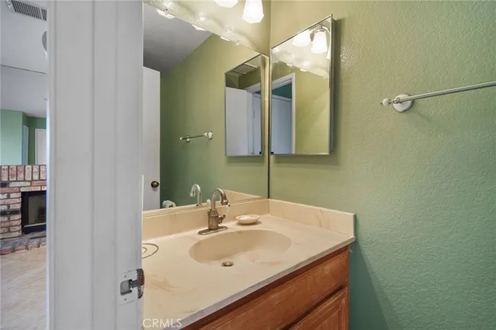 3221 Vineland Avenue 23, Baldwin Park, California 91706