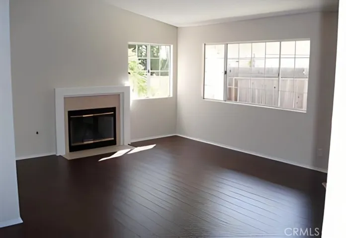 Open floor plan Vaulted ceilings Gas fireplace