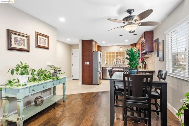 911 Hacienda Cir, Rohnert Park, California 94928