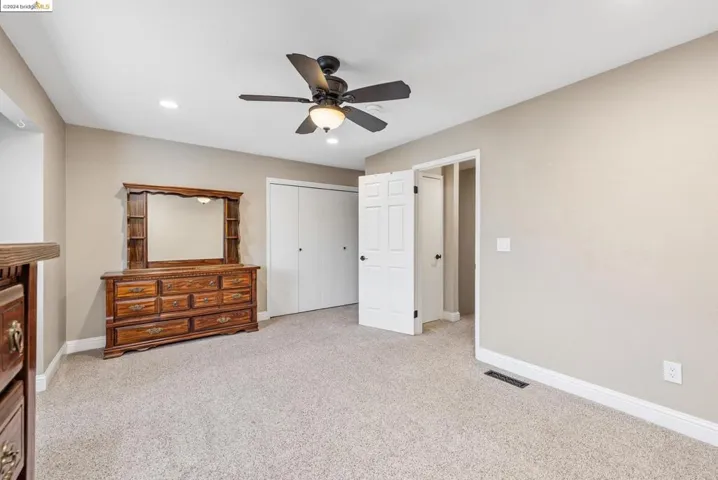 911 Hacienda Cir, Rohnert Park, California 94928