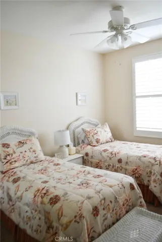 Guest bedroom