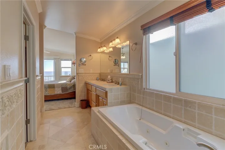 1010 Saint Mary Avenue, Cayucos, California 93430