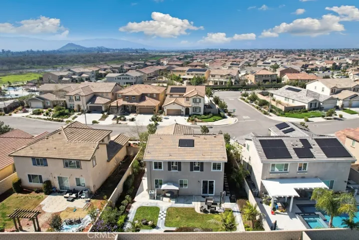 6946 Cache Way, Jurupa Valley, California 91752