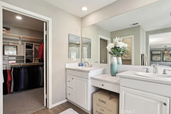 6946 Cache Way, Jurupa Valley, California 91752