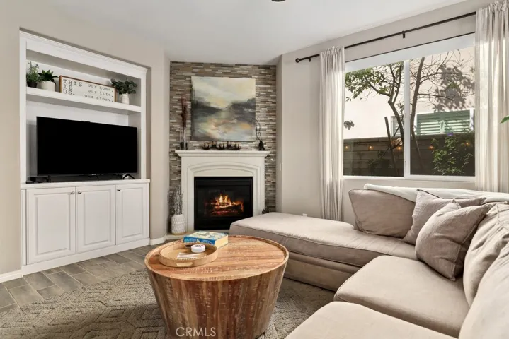 6946 Cache Way, Jurupa Valley, California 91752
